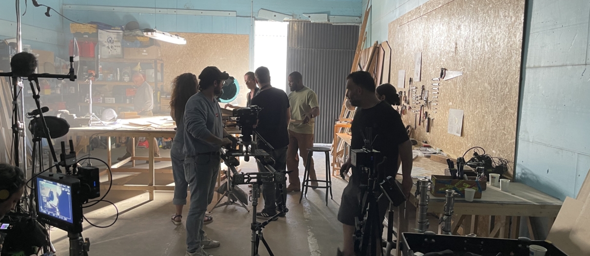 Atelier décoration pouvant servir de décor de tournage